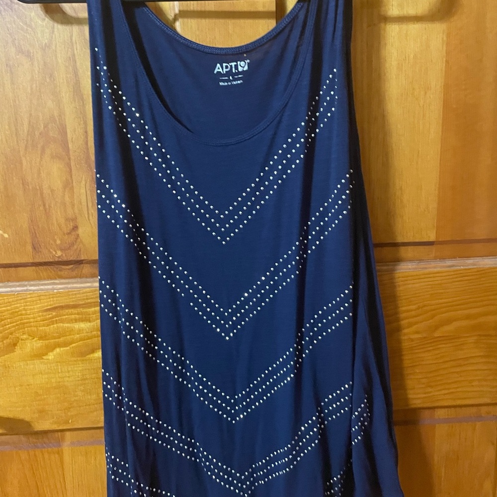 Studded tank